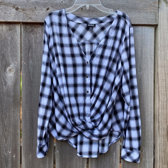 Black and White Knotted Front Plaid Blouse - Picture 1 of 6